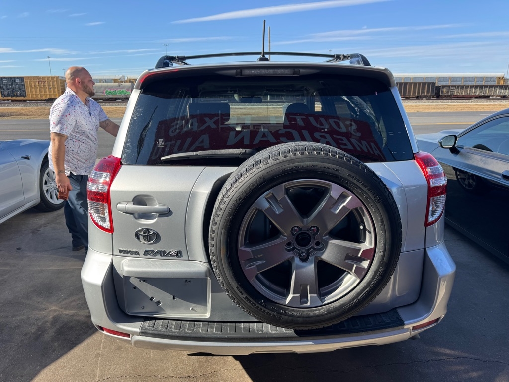 Toyota RAV4 Sport V6 2WD 2009