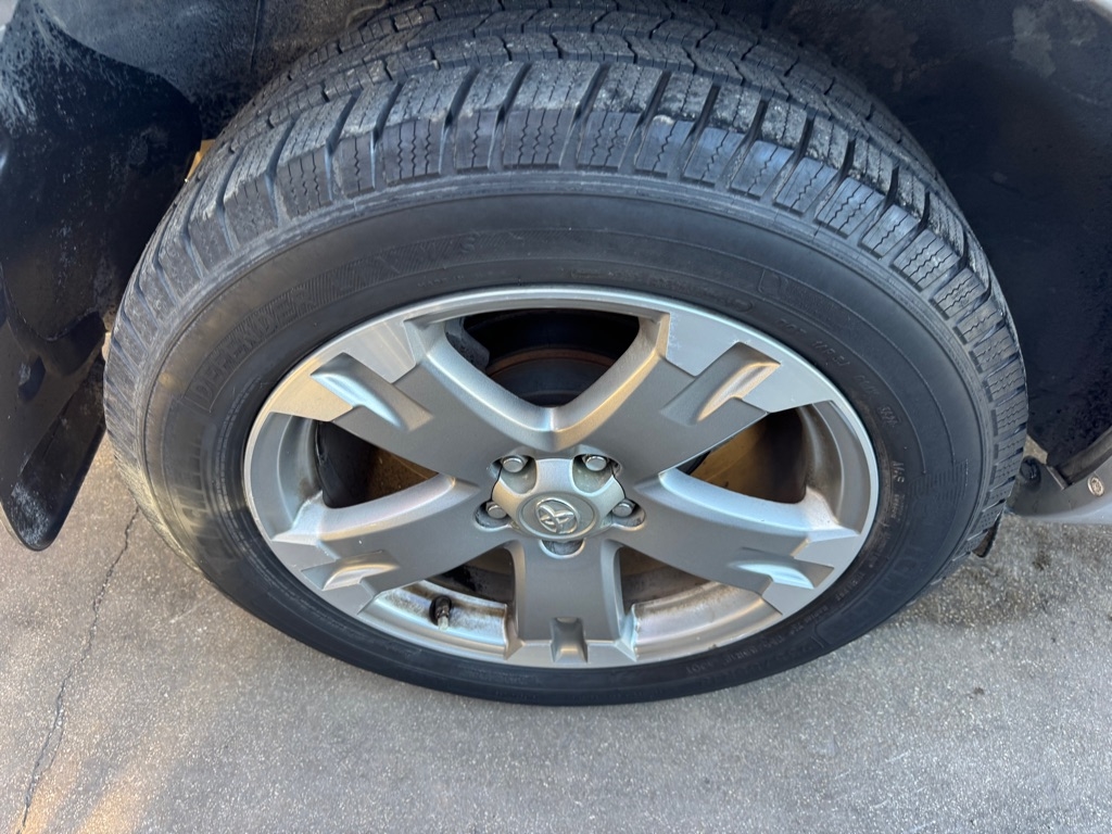 Toyota RAV4 Sport V6 2WD 2009