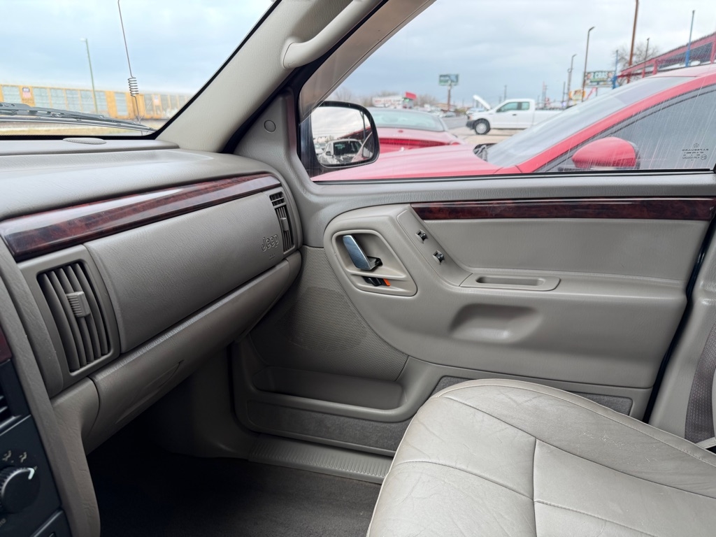 Jeep Grand Cherokee Limited 2WD 2004