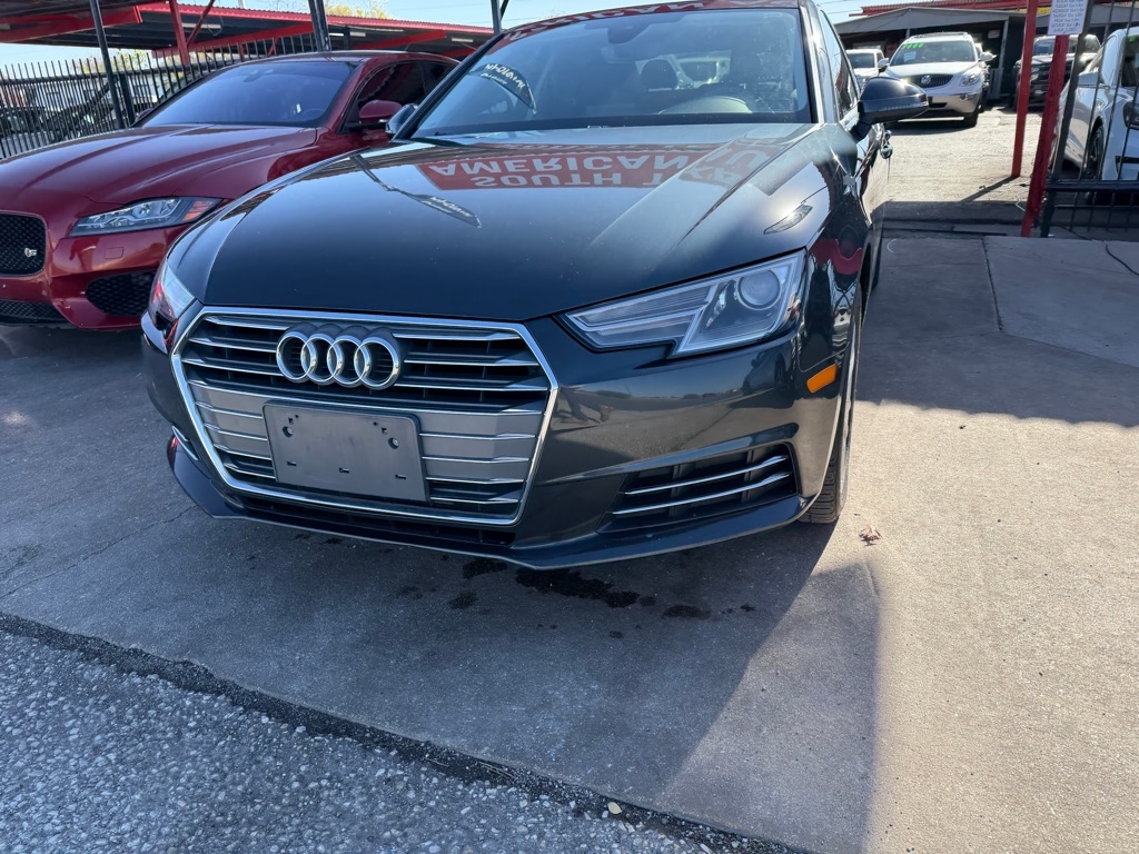 Audi A4 2.0T Premium Sedan 2017