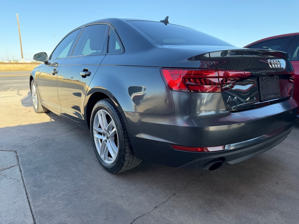 Audi A4 2.0T Premium Sedan 2017