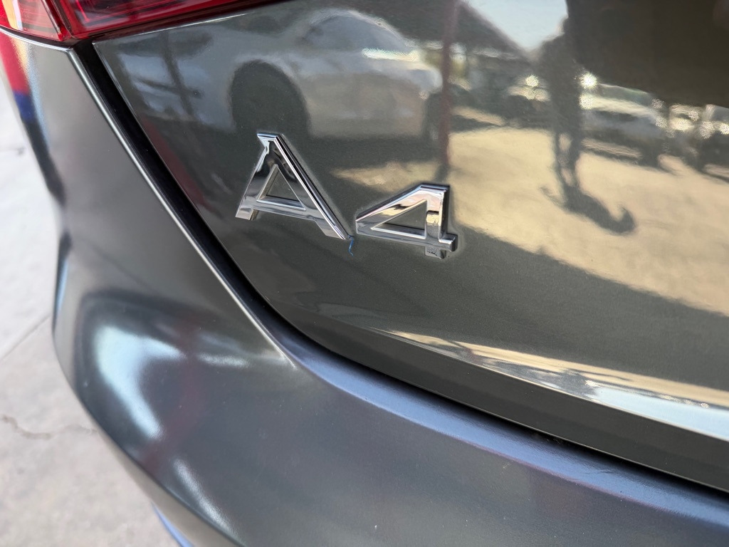 Audi A4 2.0T Premium Sedan 2017