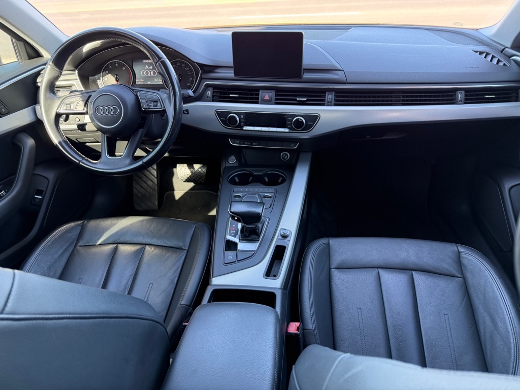 Audi A4 2.0T Premium Sedan 2017