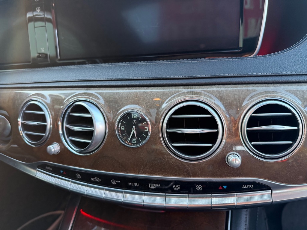 Mercedes-Benz S-Class S550 4MATIC 2015