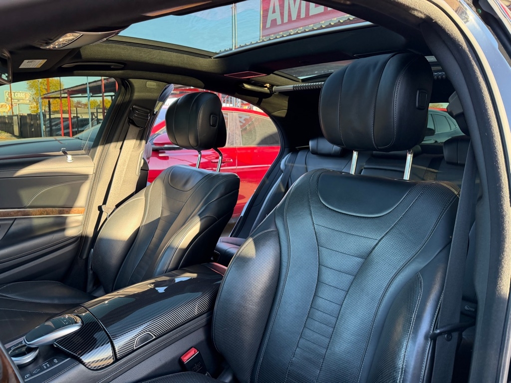 Mercedes-Benz S-Class S550 4MATIC 2015