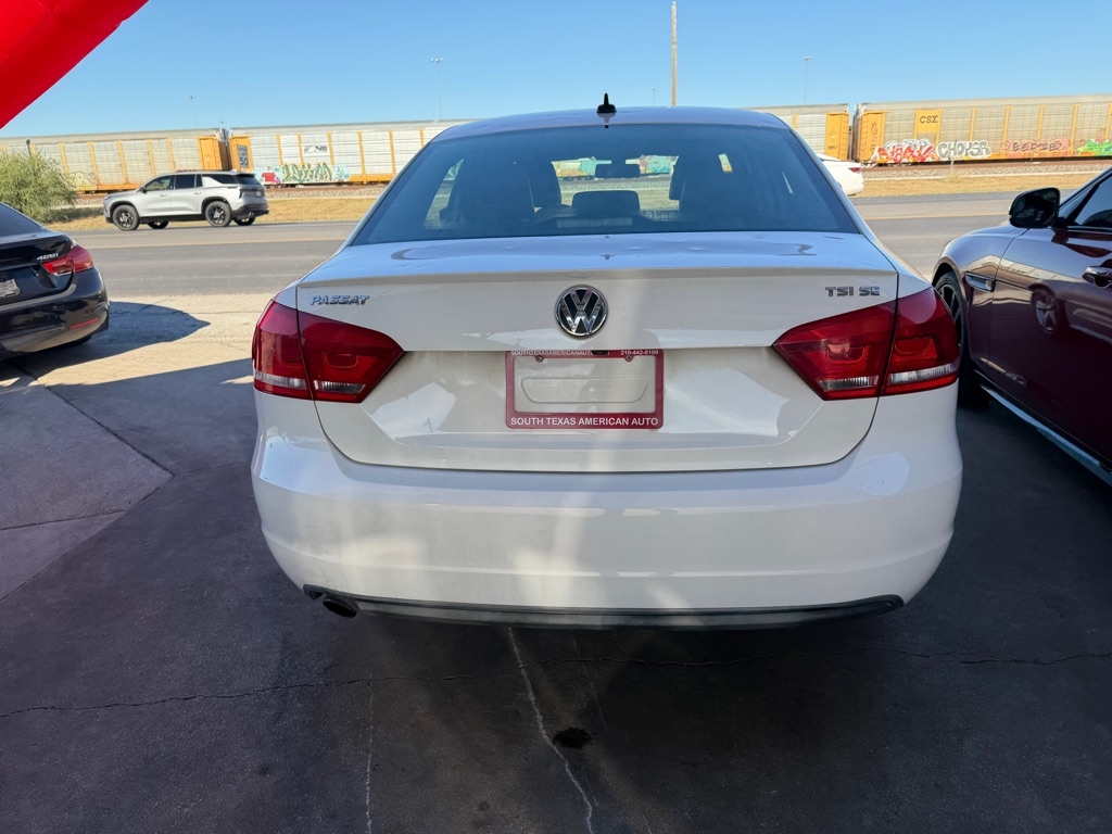 Volkswagen Passat SE 6A 2015