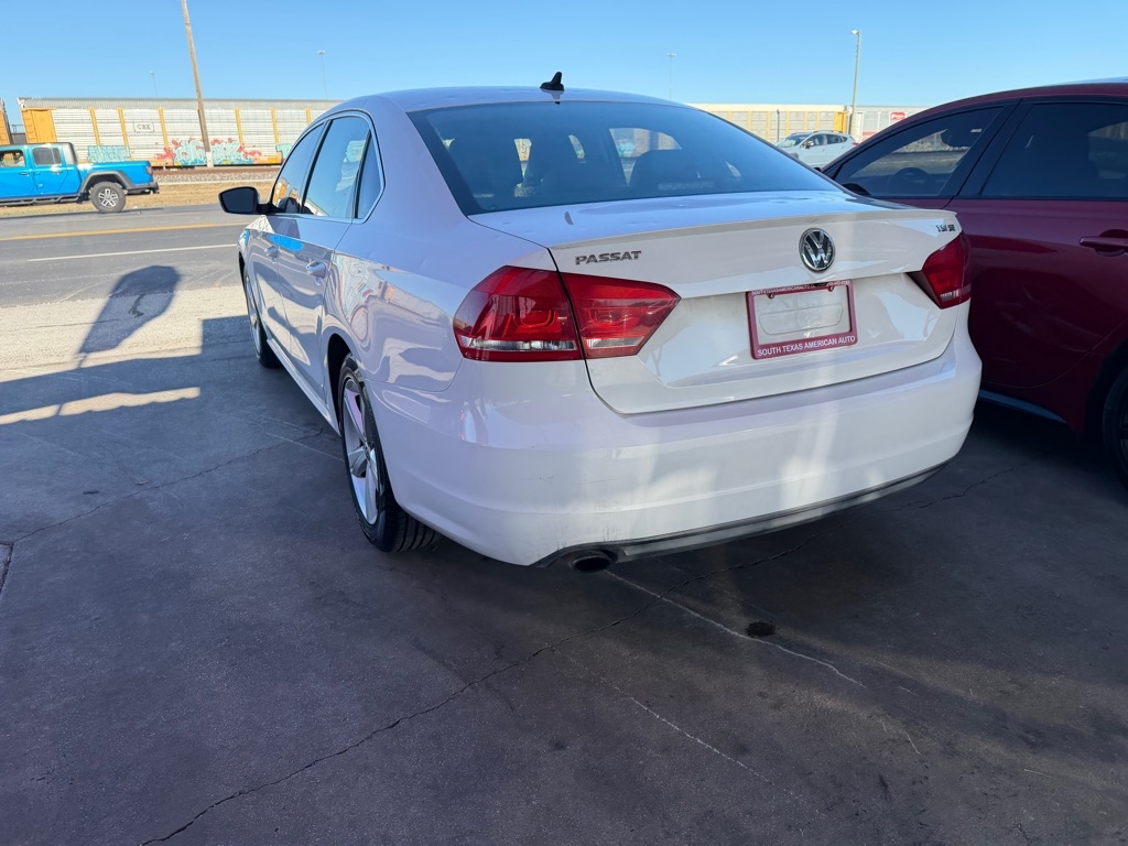 Volkswagen Passat SE 6A 2015