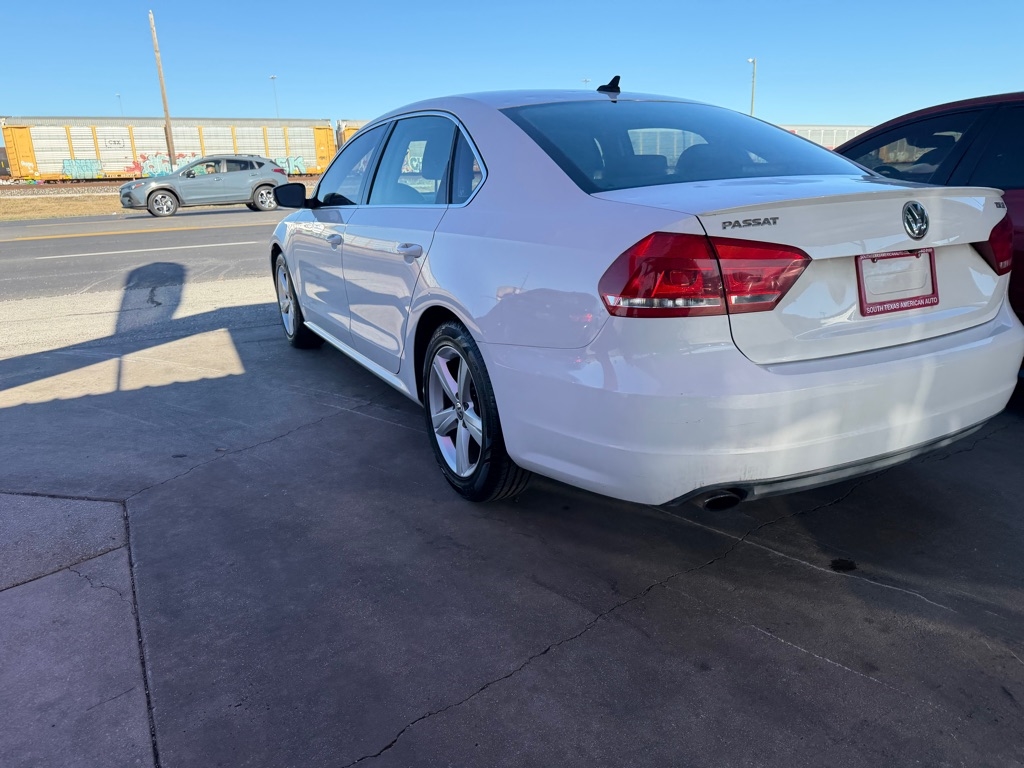 Volkswagen Passat SE 6A 2015