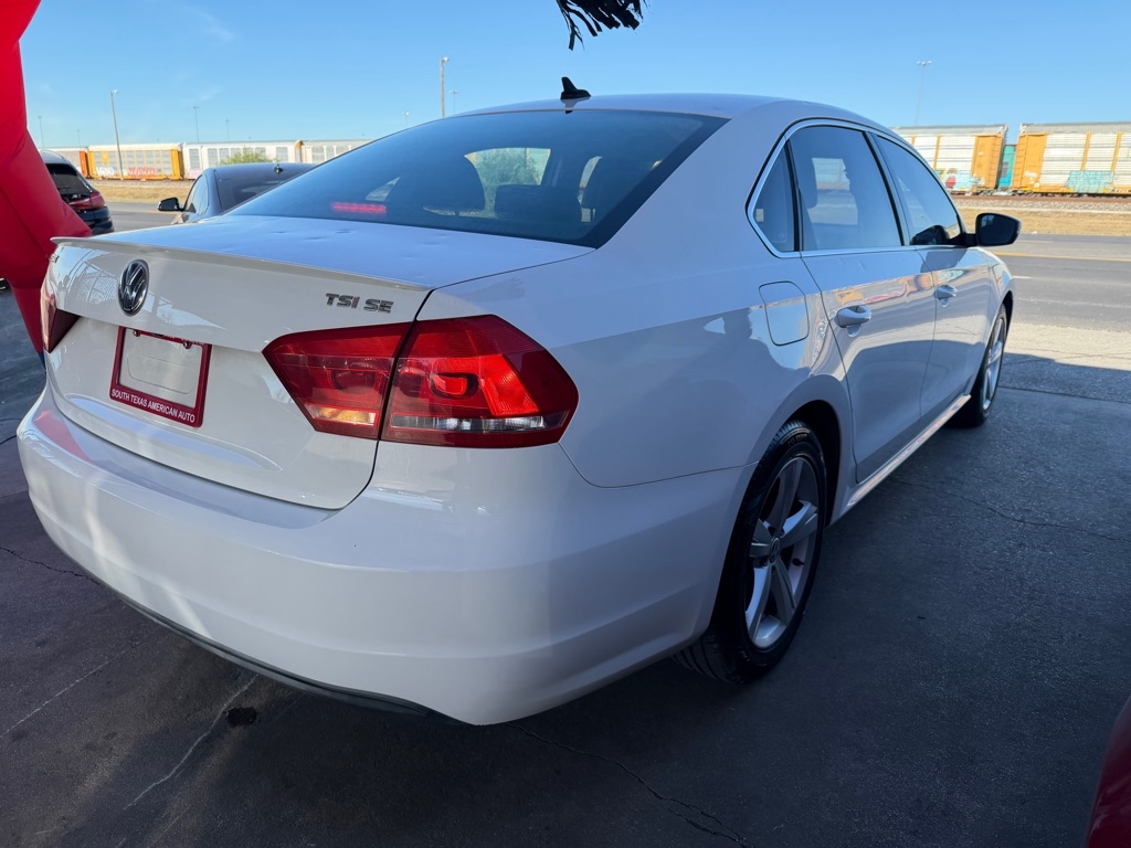 Volkswagen Passat SE 6A 2015