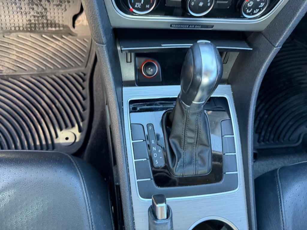 Volkswagen Passat SE 6A 2015