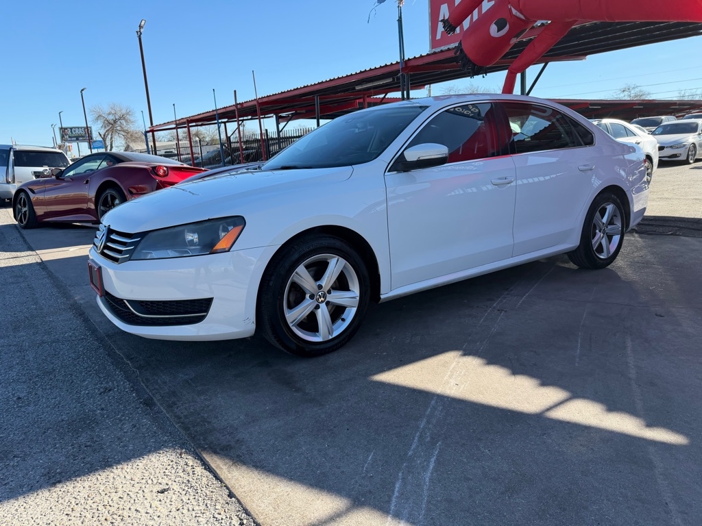 Volkswagen Passat SE 6A 2015