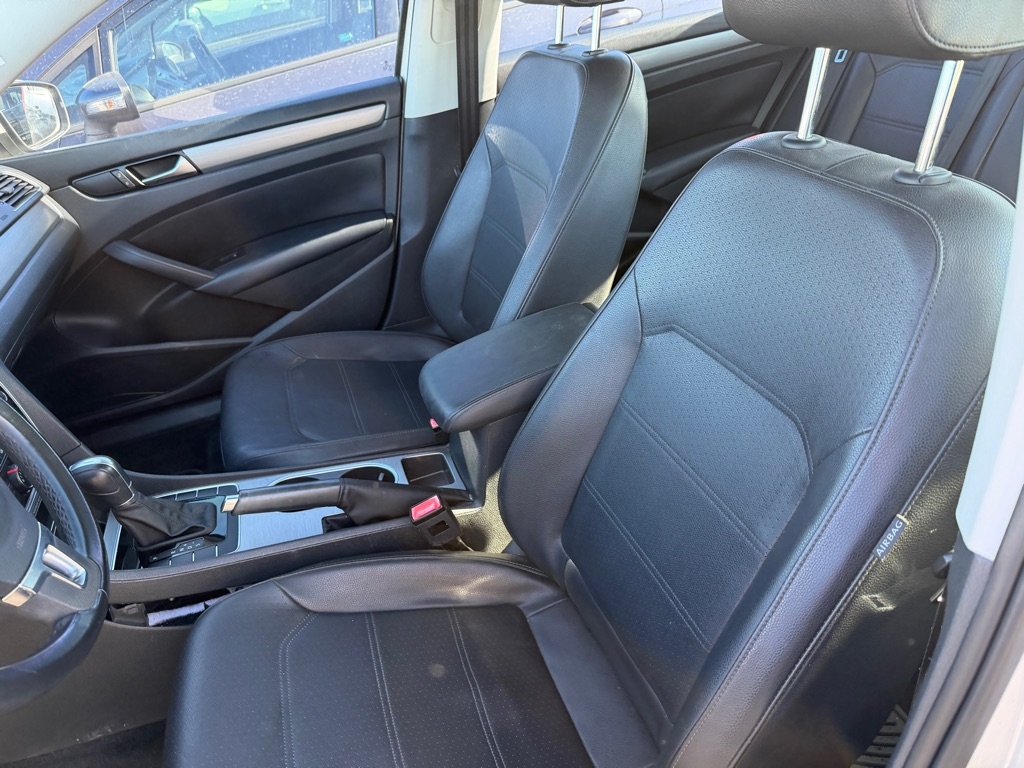 Volkswagen Passat SE 6A 2015