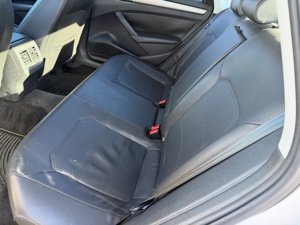 Volkswagen Passat SE 6A 2015