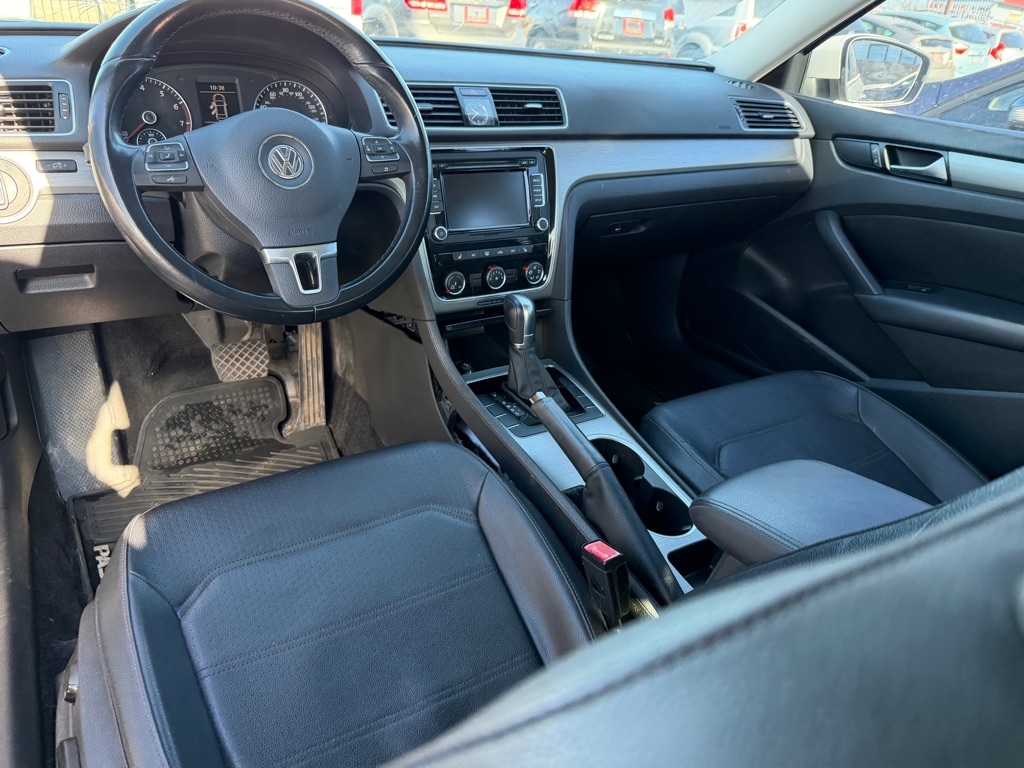 Volkswagen Passat SE 6A 2015