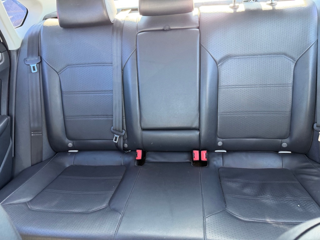 Volkswagen Passat SE 6A 2015