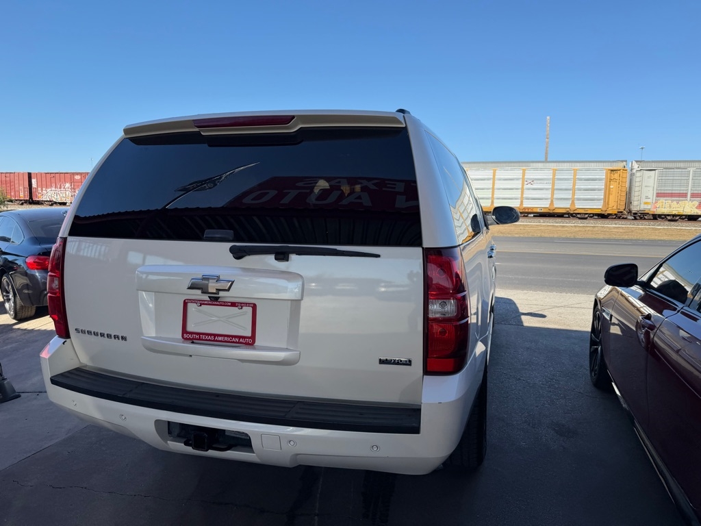 Chevrolet Suburban LS 1500 2WD 2008