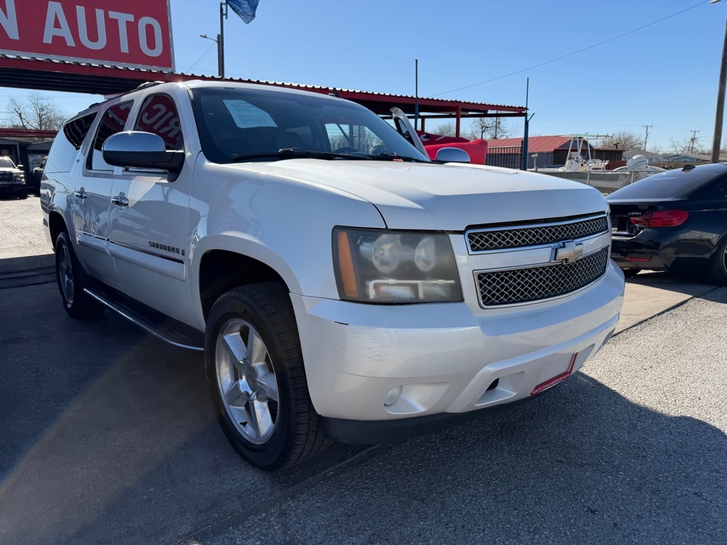 Chevrolet Suburban LS 1500 2WD 2008