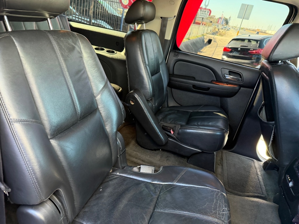 Chevrolet Suburban LS 1500 2WD 2008