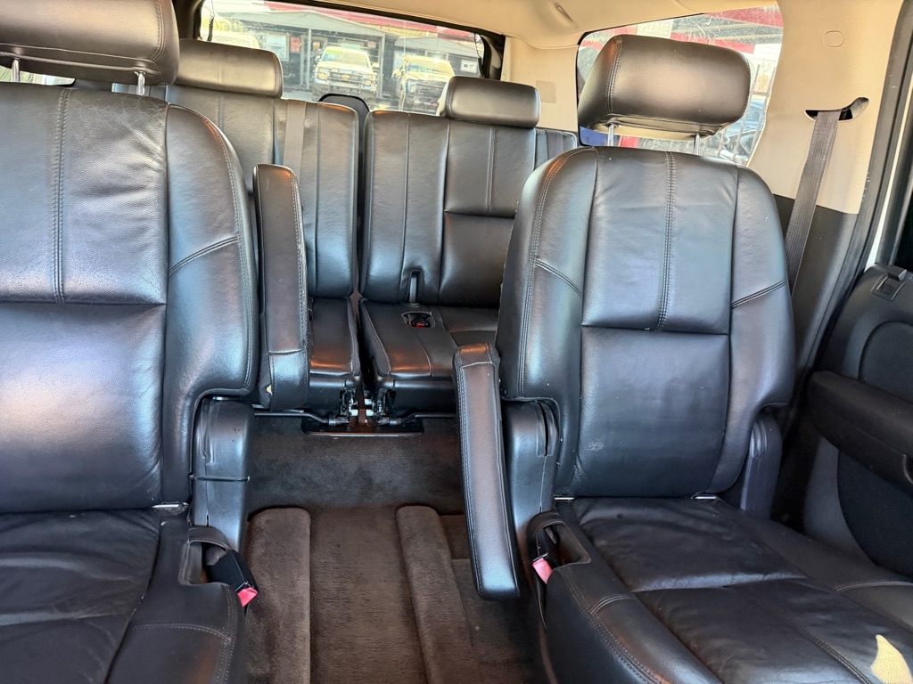 Chevrolet Suburban LS 1500 2WD 2008