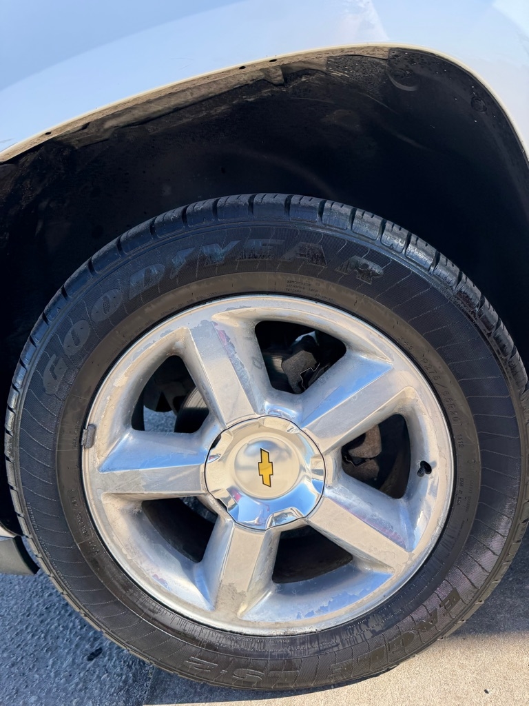 Chevrolet Suburban LS 1500 2WD 2008