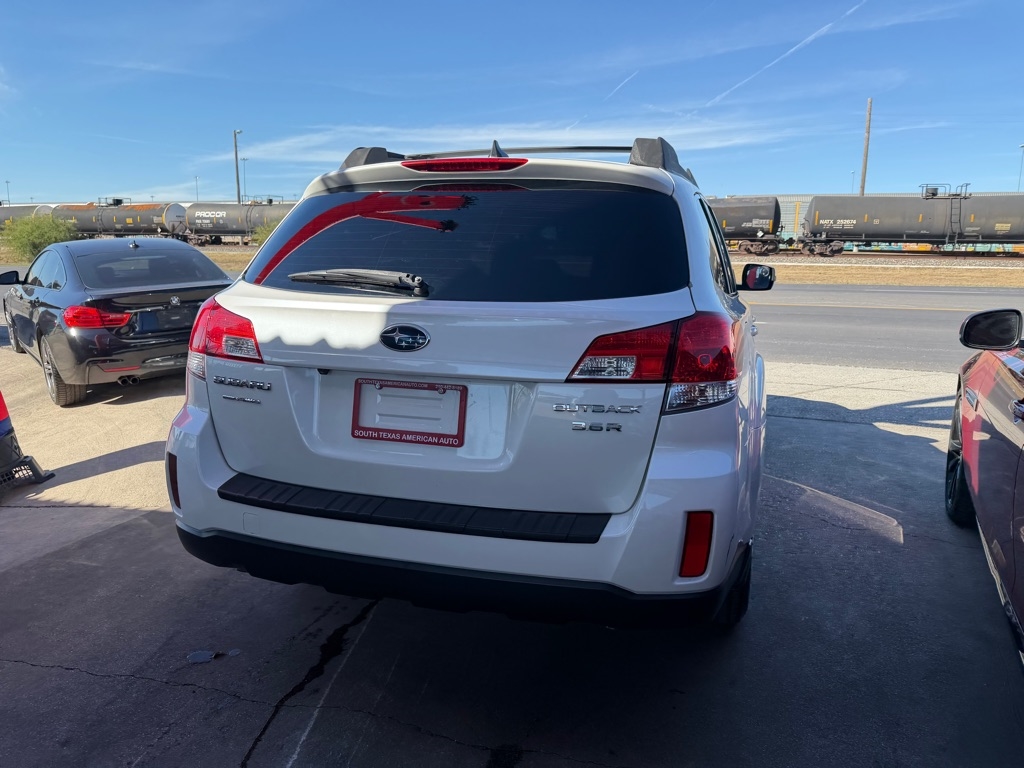 Subaru Outback 3.6R Limited 2014