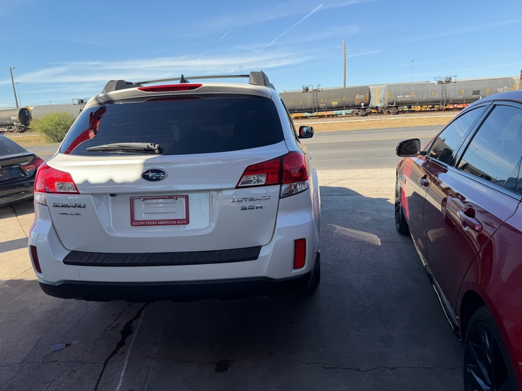 Subaru Outback 3.6R Limited 2014