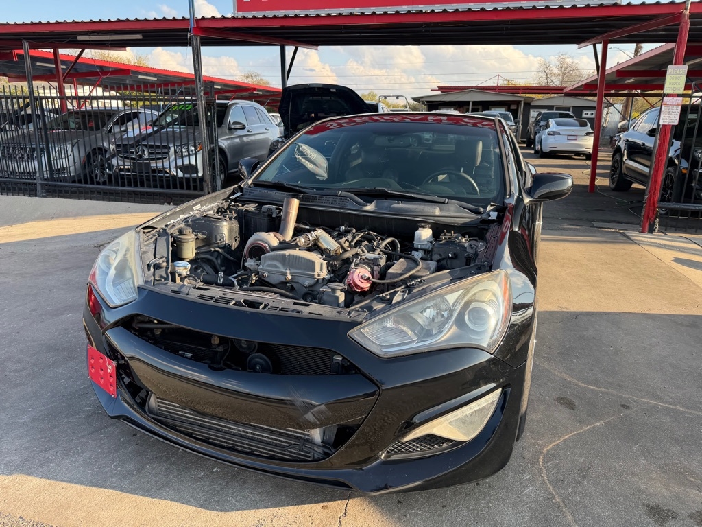 Hyundai Genesis Coupe 2.0T 8AT 2014