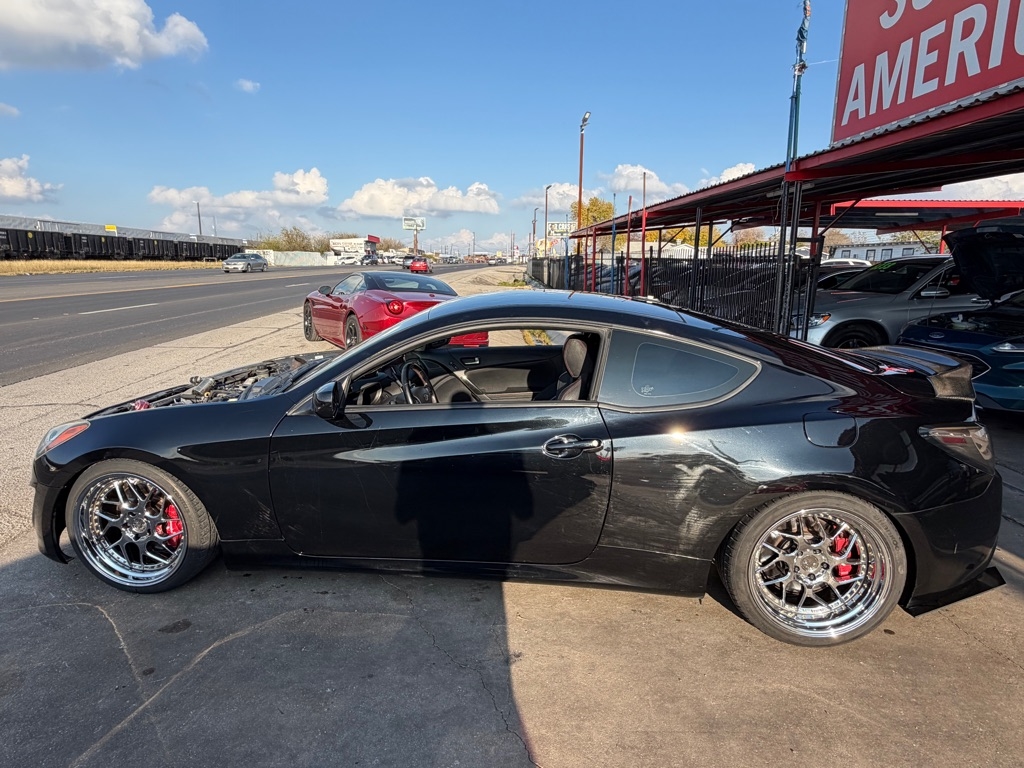 Hyundai Genesis Coupe 2.0T 8AT 2014