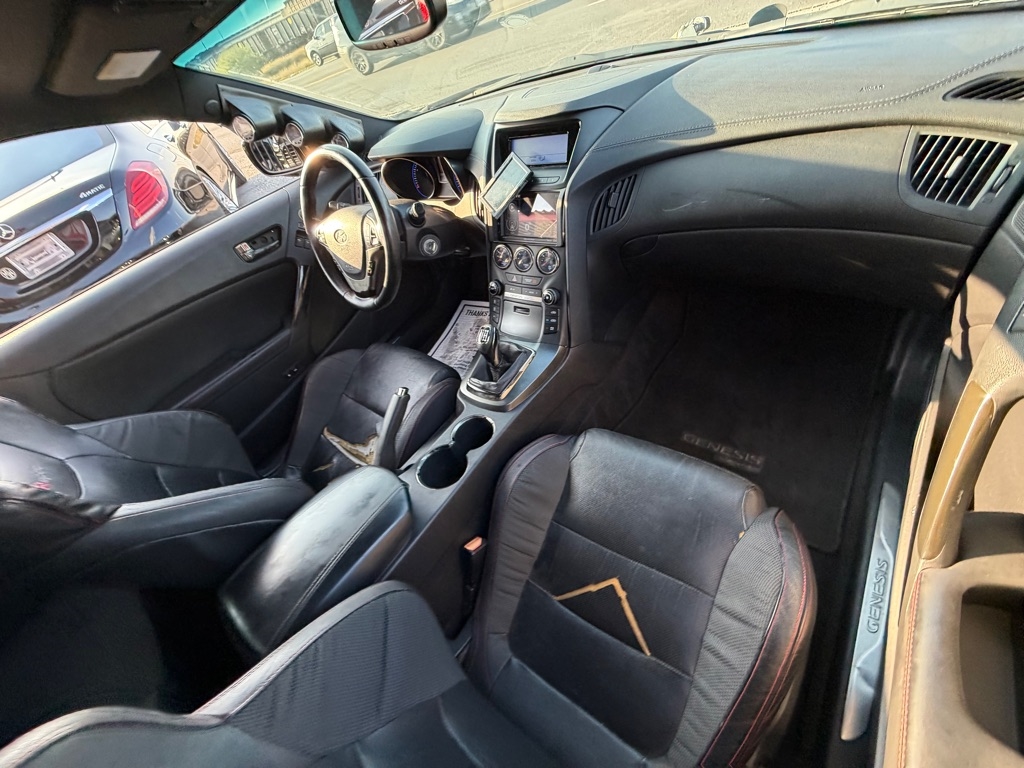 Hyundai Genesis Coupe 2.0T 8AT 2014