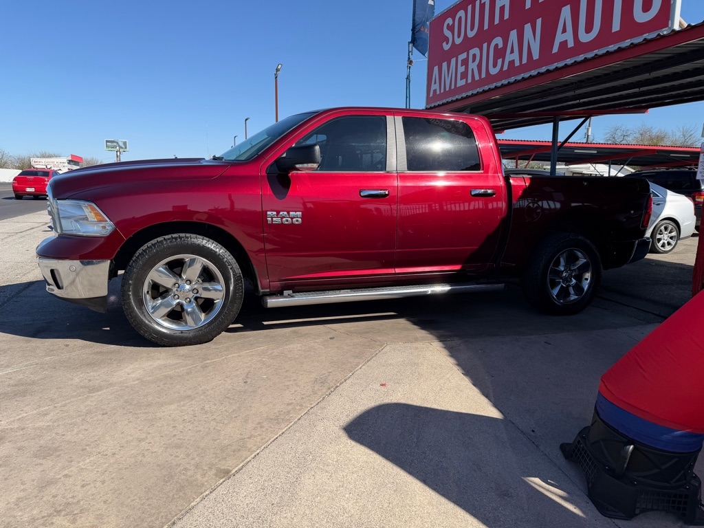 RAM 1500 SLT Crew Cab SWB 2WD 2017