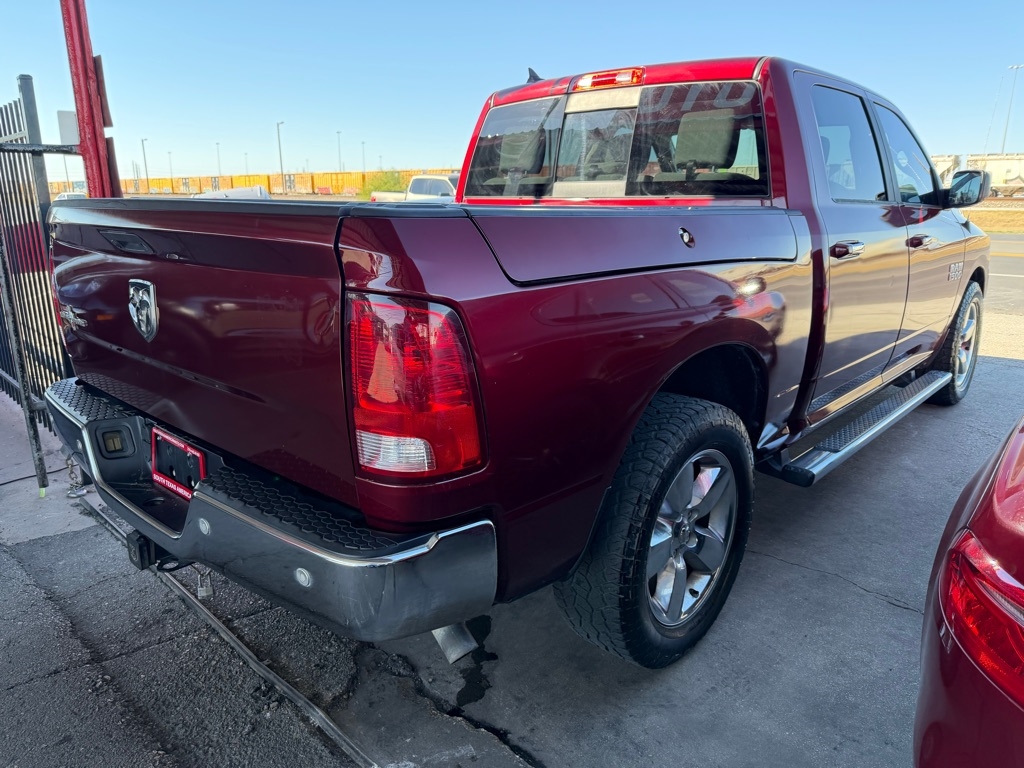 RAM 1500 SLT Crew Cab SWB 2WD 2017