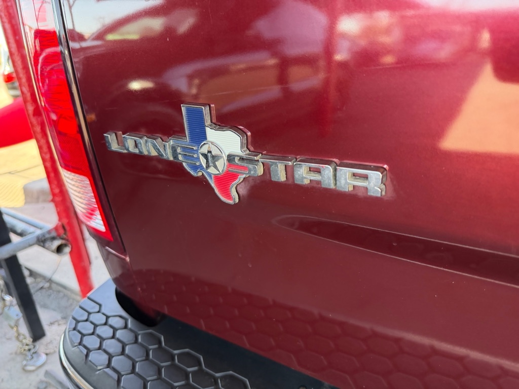 RAM 1500 SLT Crew Cab SWB 2WD 2017