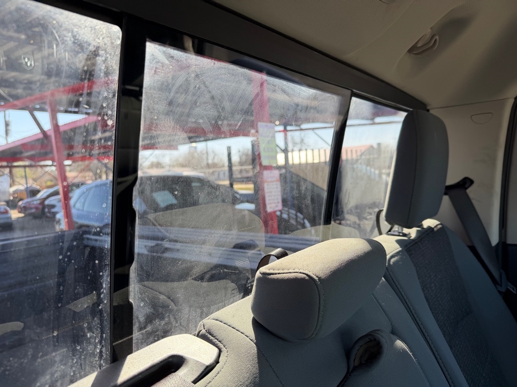 RAM 1500 SLT Crew Cab SWB 2WD 2017