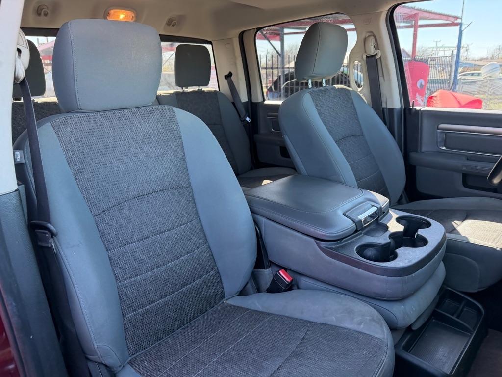 RAM 1500 SLT Crew Cab SWB 2WD 2017