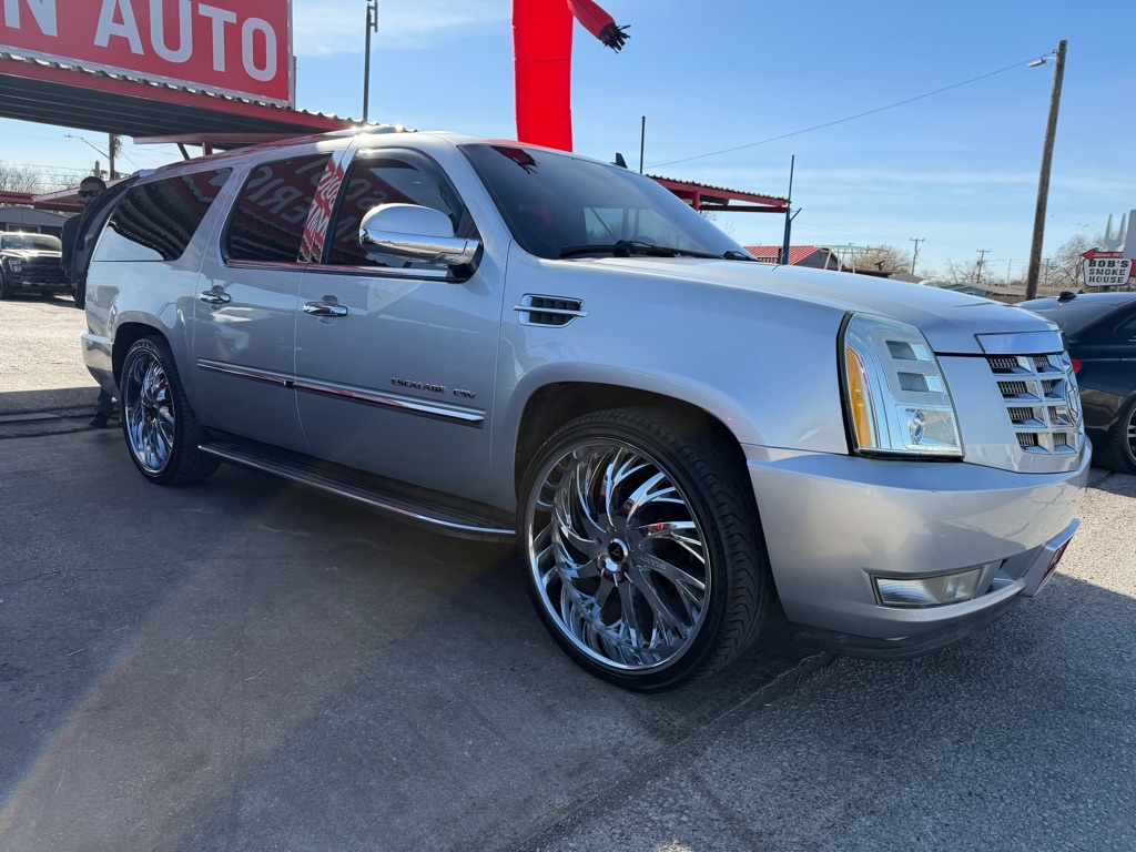 Cadillac Escalade ESV 2WD Luxury 2012