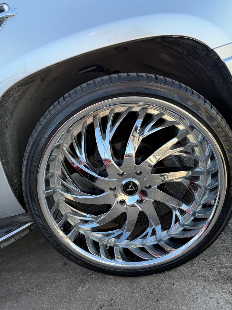 Cadillac Escalade ESV 2WD Luxury 2012