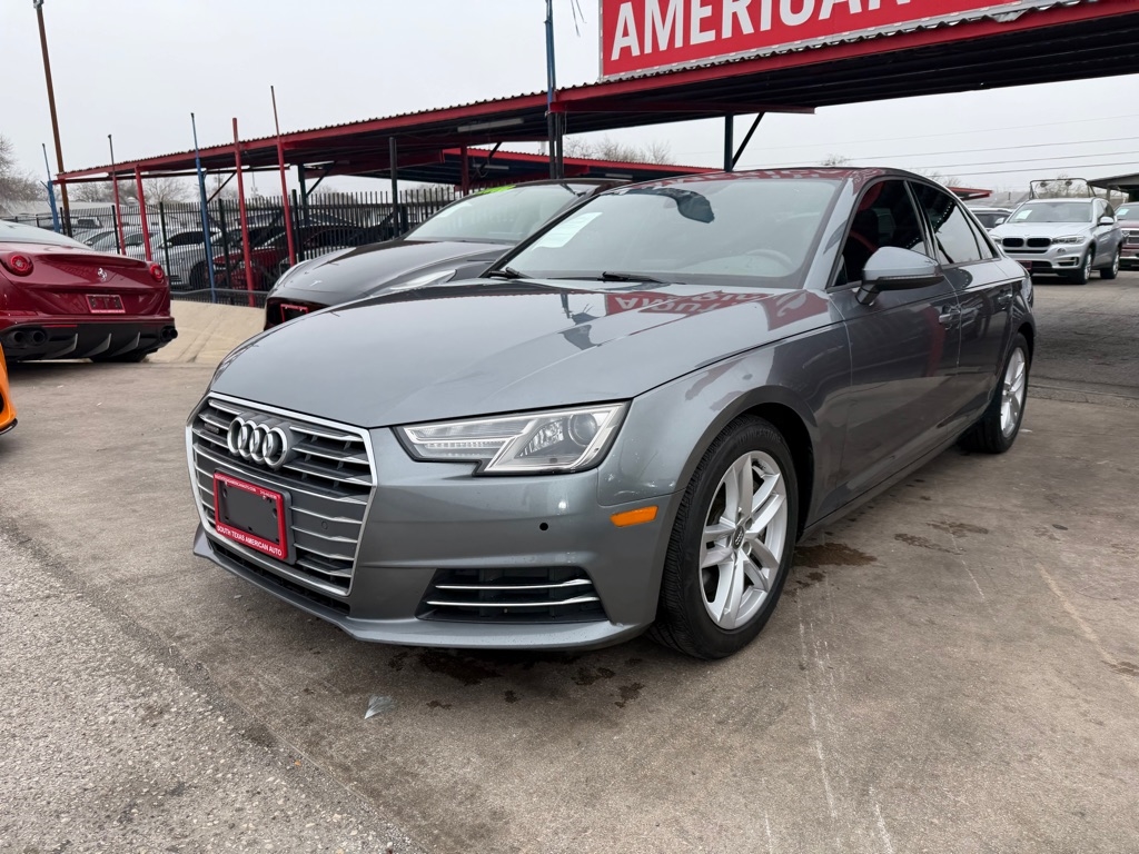 Audi A4 2.0T Premium quattro Sedan 2017