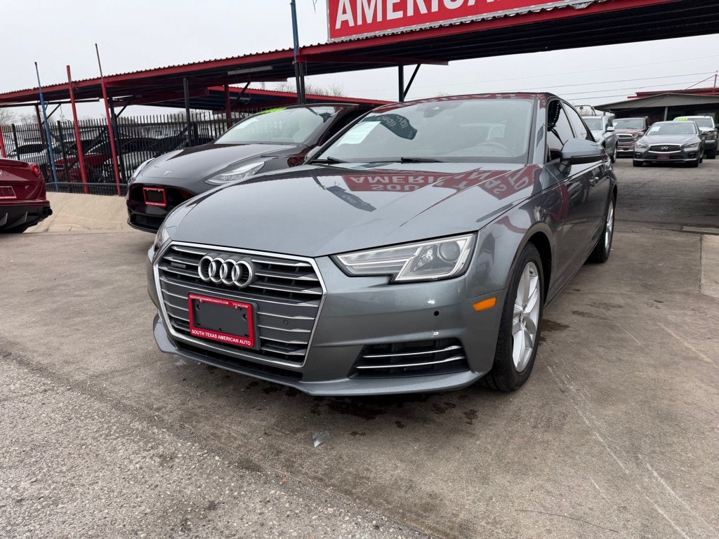 Audi A4 2.0T Premium quattro Sedan 2017