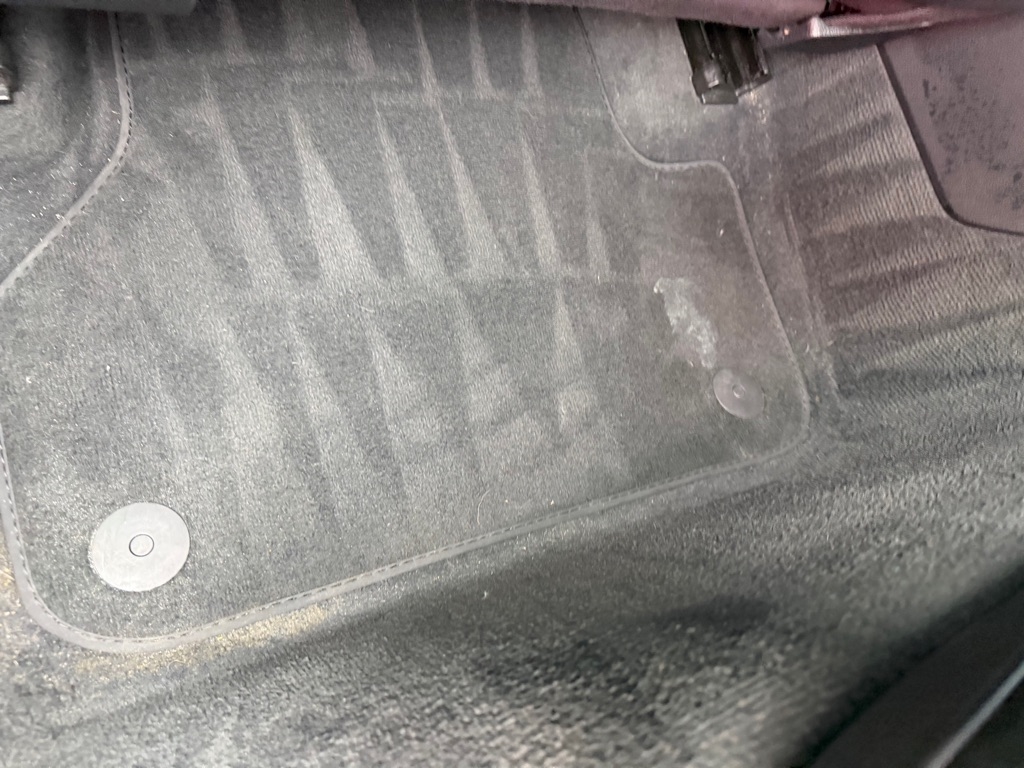 Audi A4 2.0T Premium quattro Sedan 2017