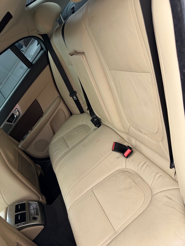 Jaguar XF-Series XF 2.0L I4T Premium 2015