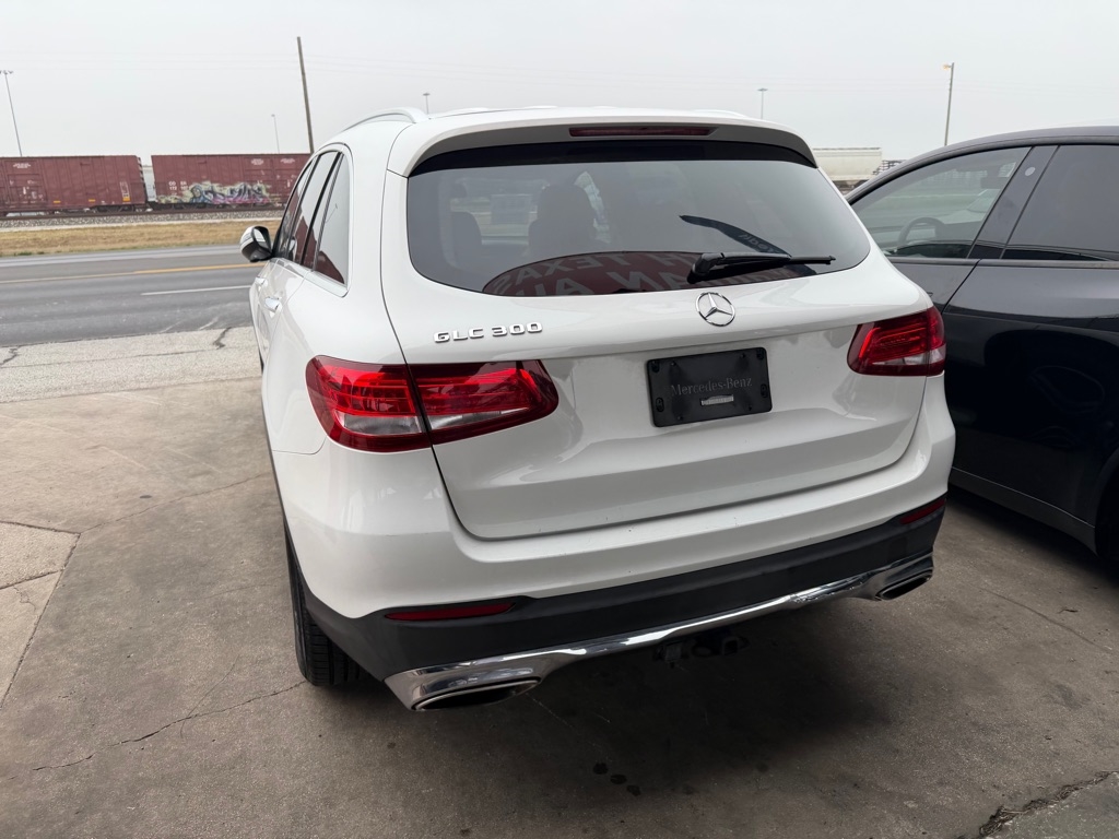 Mercedes-Benz GLC-Class GLC300 2017