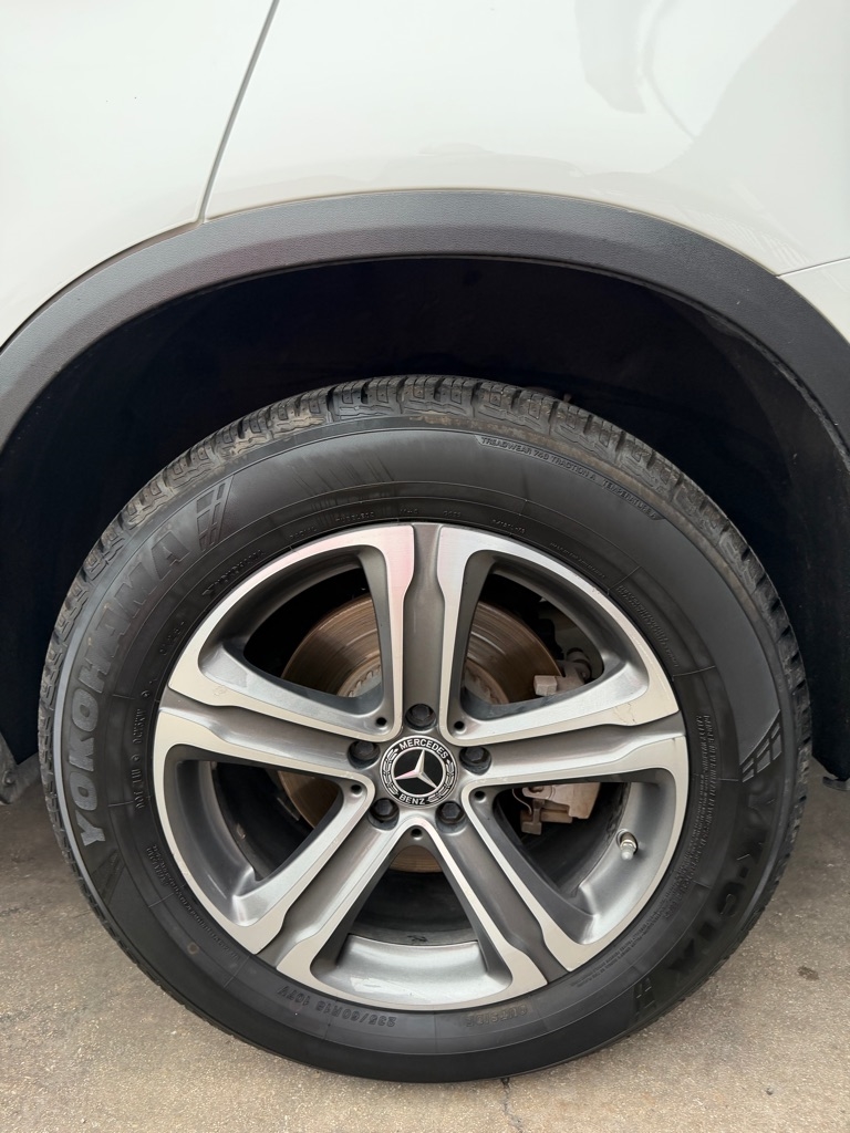 Mercedes-Benz GLC-Class GLC300 2017