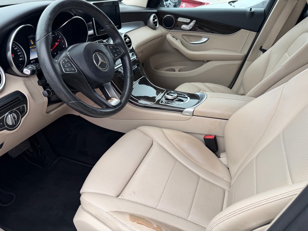 Mercedes-Benz GLC-Class GLC300 2017