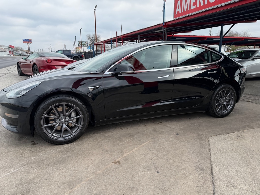 Tesla Model 3 Base 2018