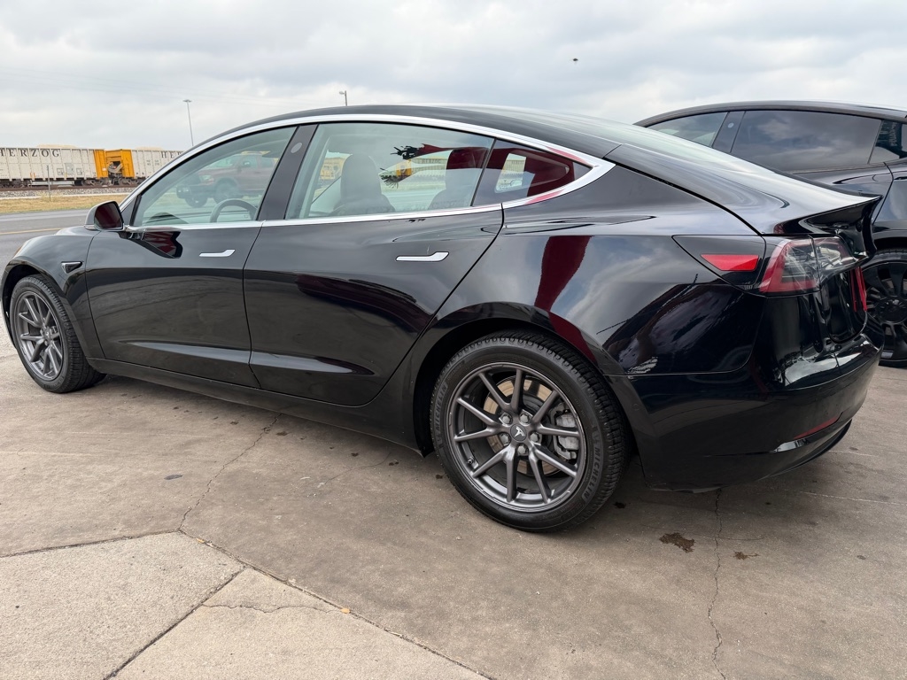Tesla Model 3 Base 2018