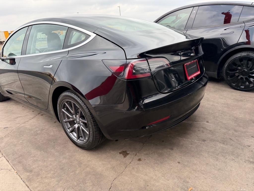 Tesla Model 3 Base 2018