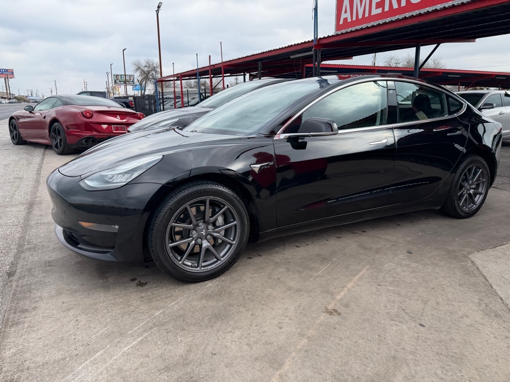 Tesla Model 3 Base 2018