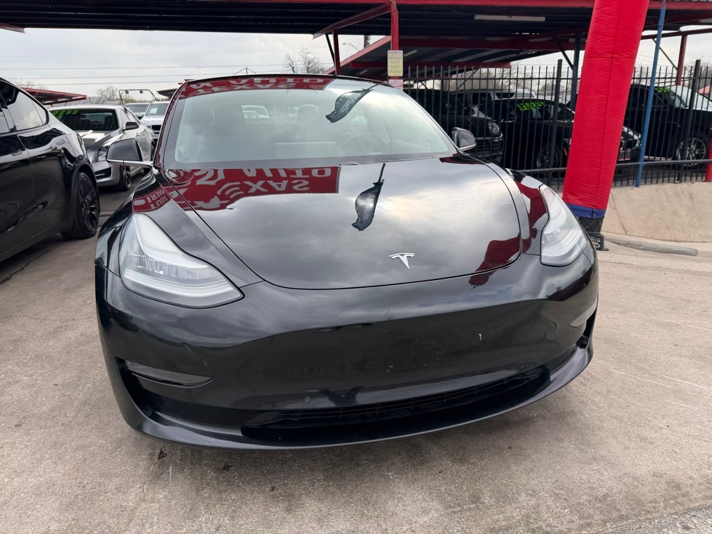 Tesla Model 3 Base 2018