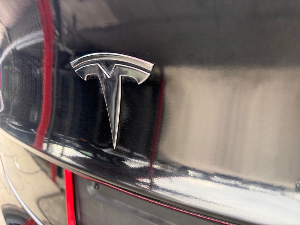 Tesla Model 3 Base 2018