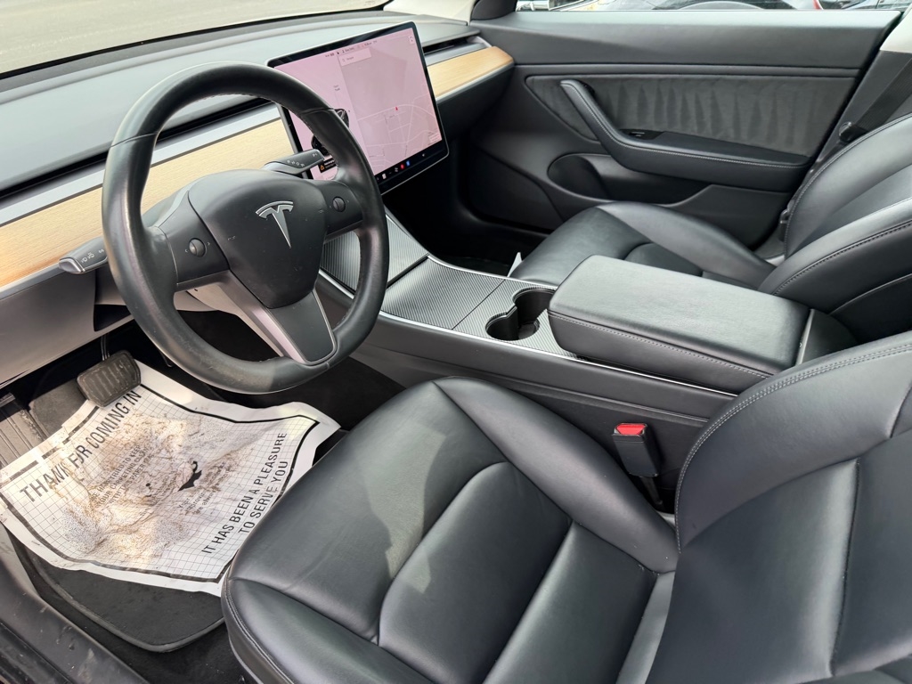 Tesla Model 3 Base 2018